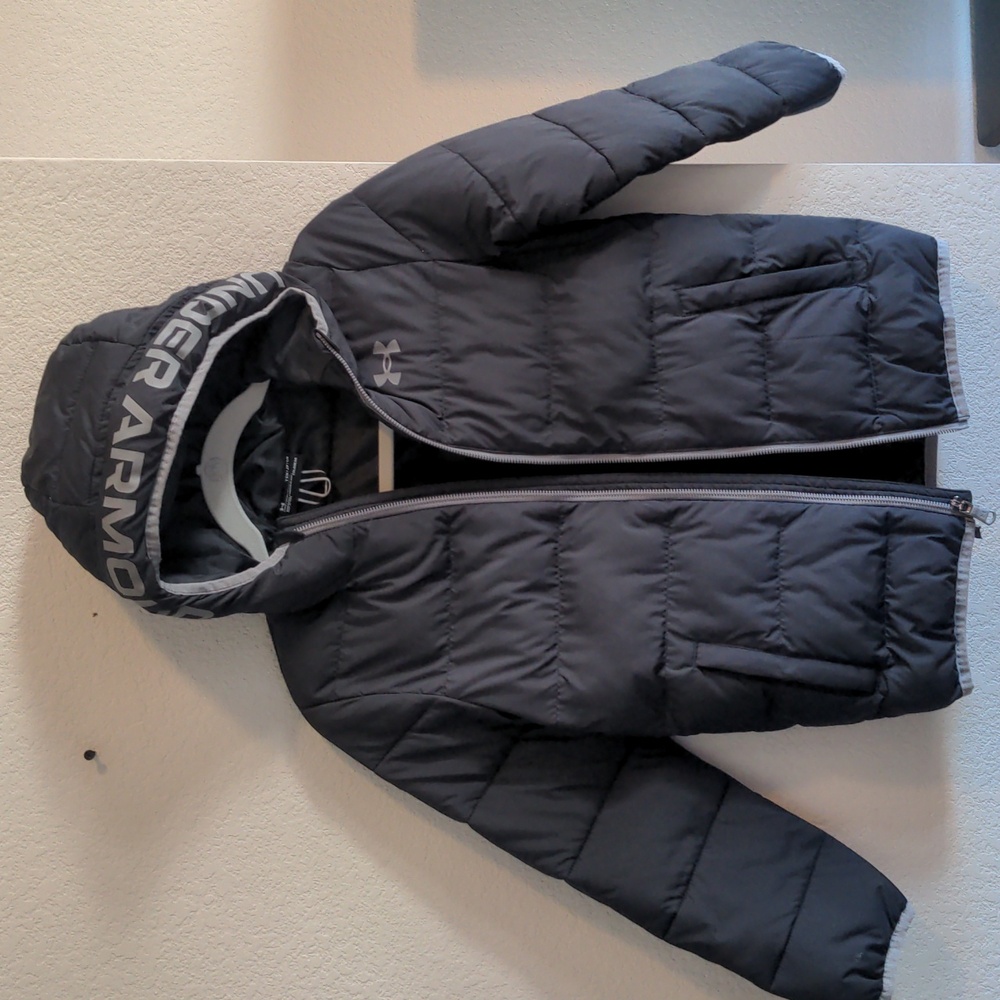 Under Armour Black Cold Gear Puffer Jacket Size Small